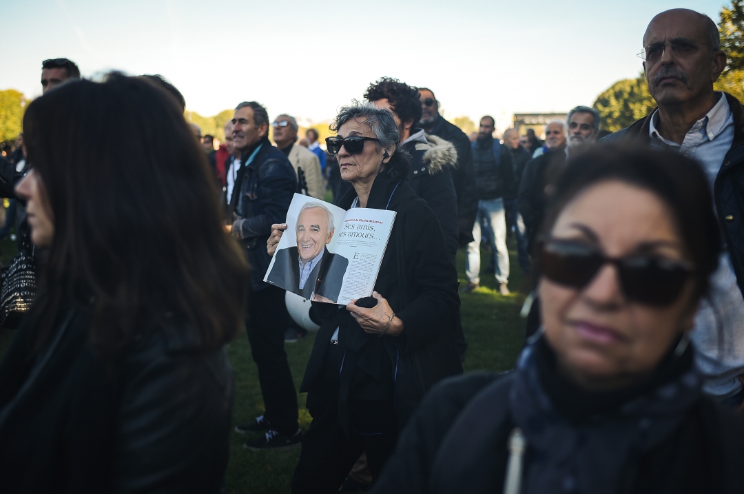Homenagem nacional ao cantor Charles Aznavour (Foto: AFP PHOTO / LUCAS BARIOULET; Ludovic MARIN)