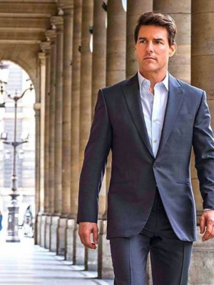 Macaque in the trees