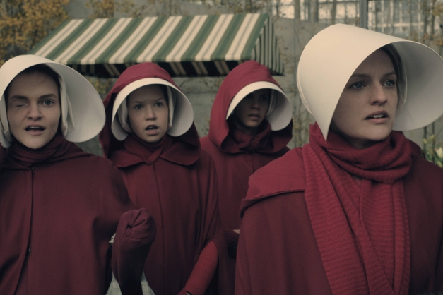 Sucesso da série "The handmaids tale" ajudou a impulsionar a venda da obra de Atwood no mercado literário Macaque in the trees