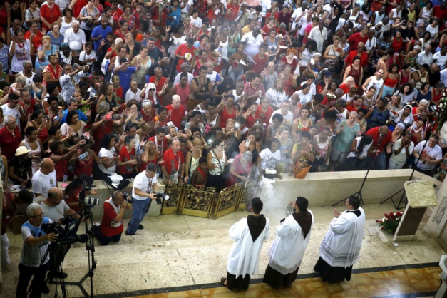 Fiéis participam de missa em homenagem a São Sebastião, padroeiro do Rio de Janeiro (Foto: Tânia Rêgo/Agência Brasil )