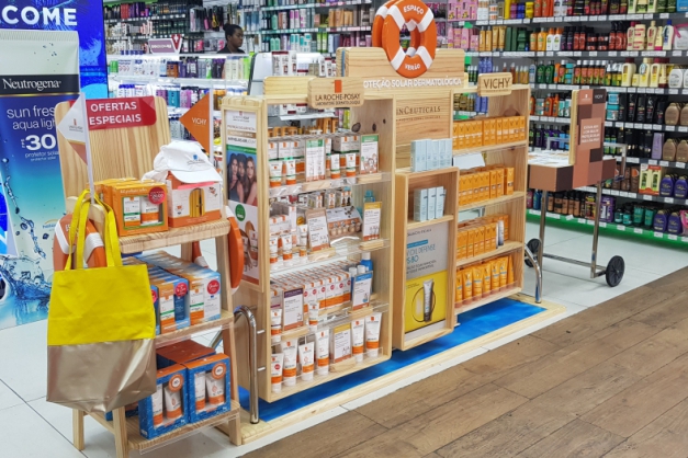 Macaque in the trees