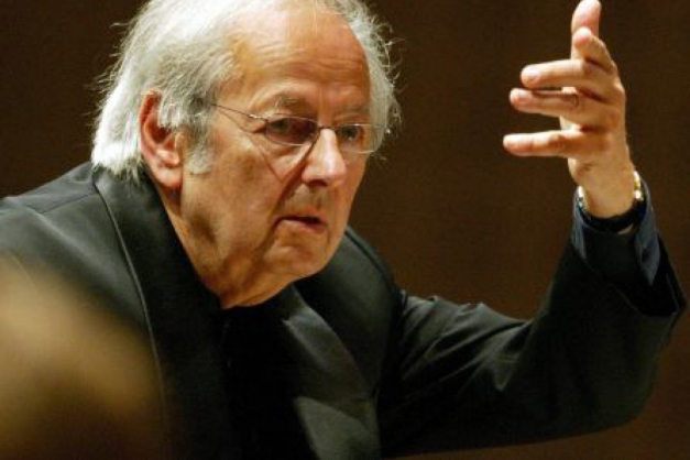 Macaque in the trees