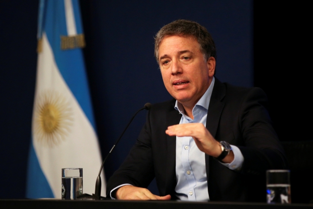 {'nm_midia_inter_thumb1':'https://midias.jb.com.br/_midias/jpg/https://midias.jb.com.br/_midias/jpg/2019/04/22/97x70/1_2019_04_22t194629z_1_lynxnpef3l0wn_rtroptp_4_argentina_fiscal-348801.jpg', 'id_midia_tipo':'2', 'id_tetag_galer':'', 'id_midia':'5cbe211cb1fbf', 'cd_midia':348808, 'ds_midia_link': 'https://midias.jb.com.br/_midias/jpg/2019/04/22/627x418/1_2019_04_22t194629z_1_lynxnpef3l0wn_rtroptp_4_argentina_fiscal-348801.jpg', 'ds_midia': 'Ministro da Fazenda argentino, Nicolás Dujovne
', 'ds_midia_credi': 'REUTERS/Agustin Marcarian', 'ds_midia_titlo': 'Ministro da Fazenda argentino, Nicolás Dujovne
', 'cd_tetag': '1', 'cd_midia_w': '627', 'cd_midia_h': '418', 'align': 'Left'}