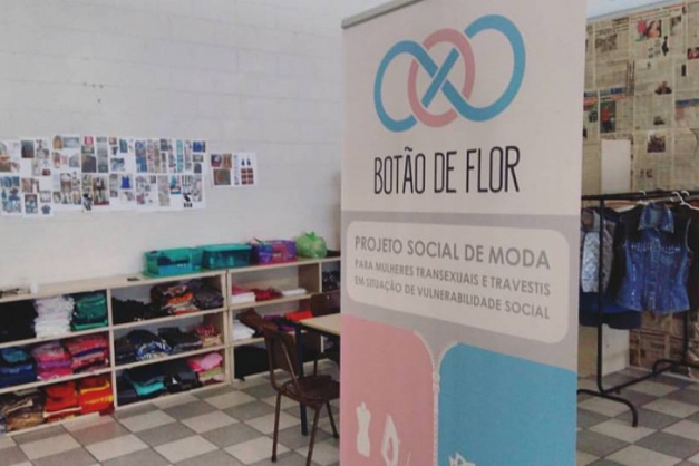 Macaque in the trees