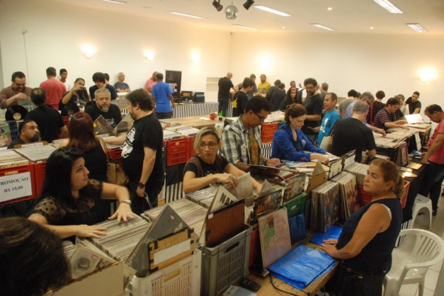 Macaque in the trees