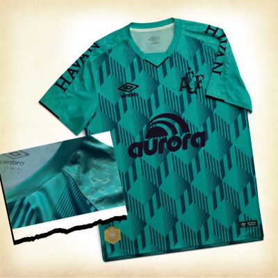 Macaque in the trees