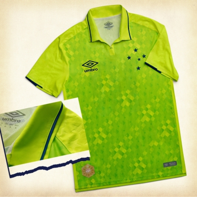 Macaque in the trees