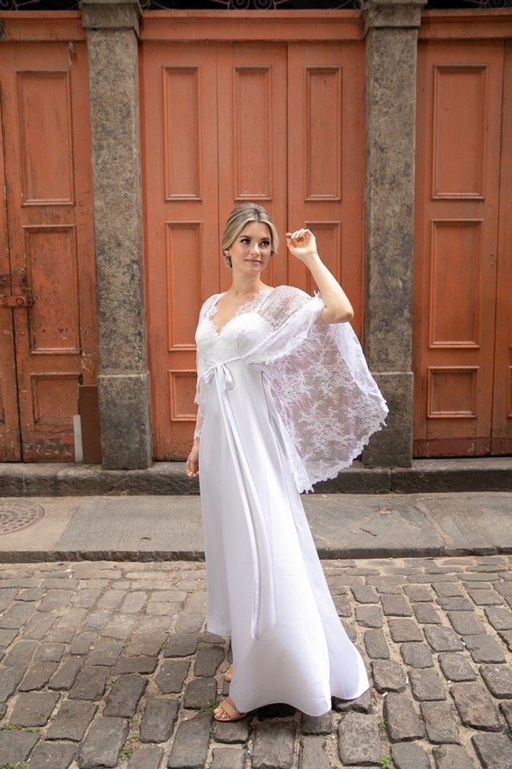 Macaque in the trees