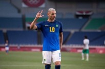 Richarlisson briga na justi&ccedil;a para ter seu dinheiro de volta