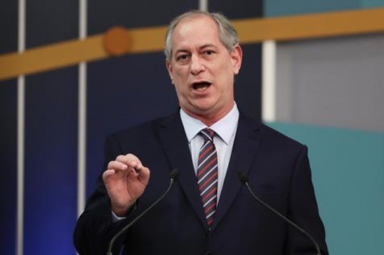 Ciro Gomes acena para Suplicy ap s divulga o de programa de