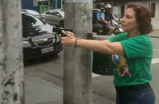 Carla Zambelli protagonizou uma das cenas mais deprimentes da pol&iacute;tica nacional