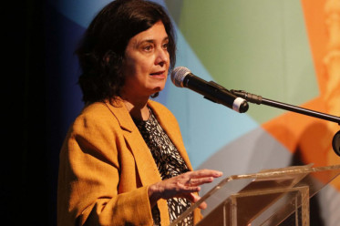 Governo foca reconstru&ccedil;&atilde;o de pol&iacute;ticas de sa&uacute;de nos primeiros 100 dias