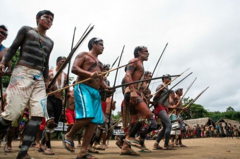 Pelot&atilde;o de defesa do povo yanomami