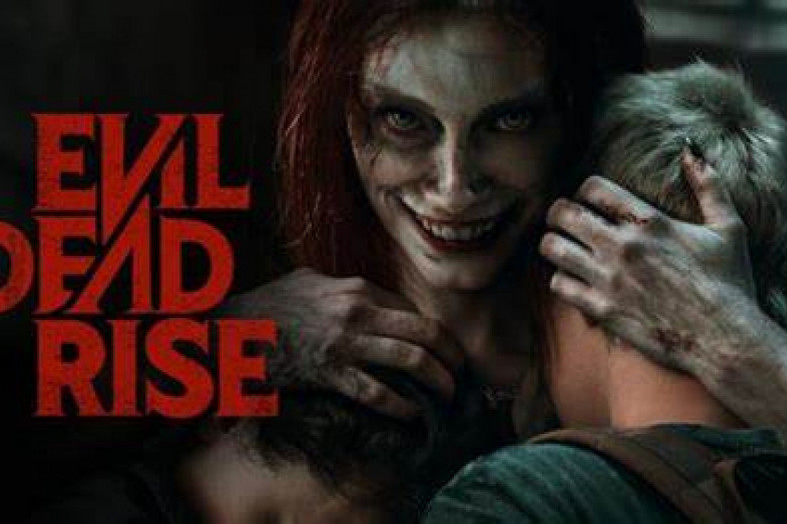 Evil Dead - A Morte do Demônio arrecada US$ 26 milhões e lidera a  bilheteria nos EUA - 07/04/2013 - UOL Entretenimento