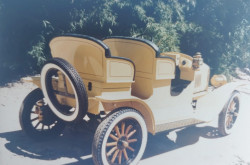 Velocidade de produção jamais vista e jamais superada. A cada 98 minutos um modelo T deixava a linha de montagem...