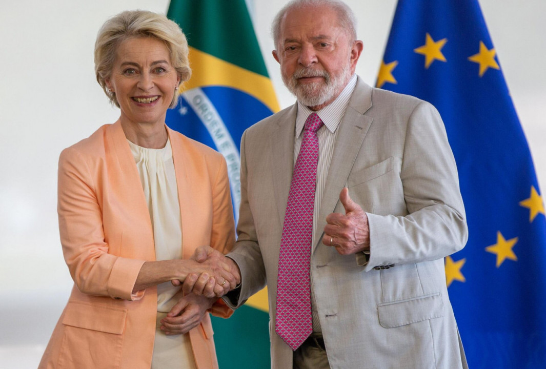 Ao Lado De Lula, Von Der Leyen Diz Esperar Fim De Divergências Para ...