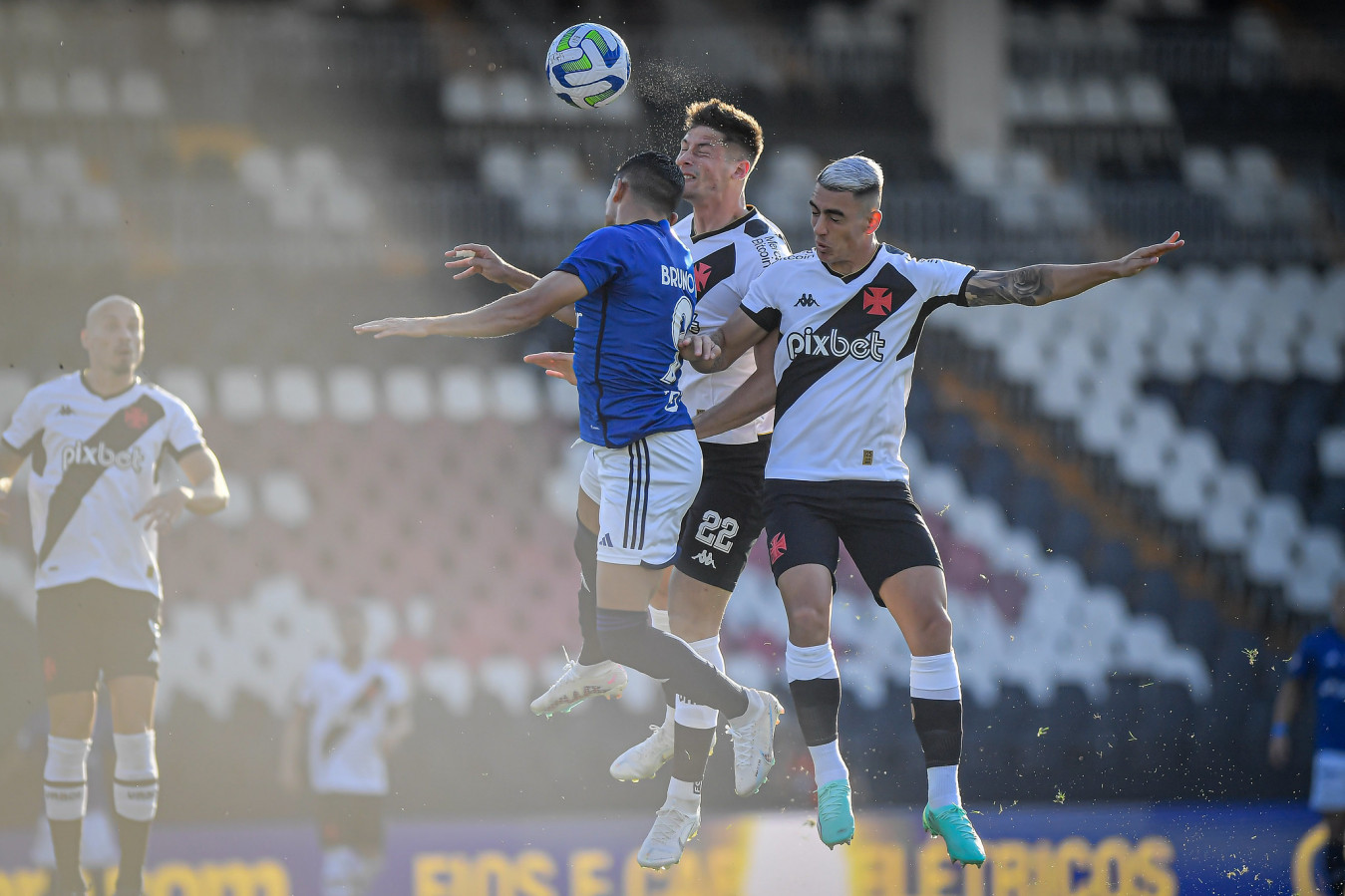 Pedro Raul marcou gol em todos os jogos em São Januário