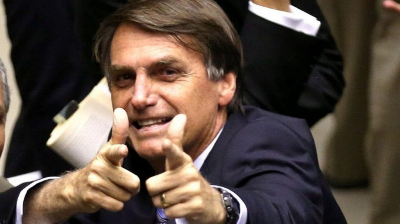 Posse de armas: saiba o que muda com o decreto assinado por Bolsonaro, Política