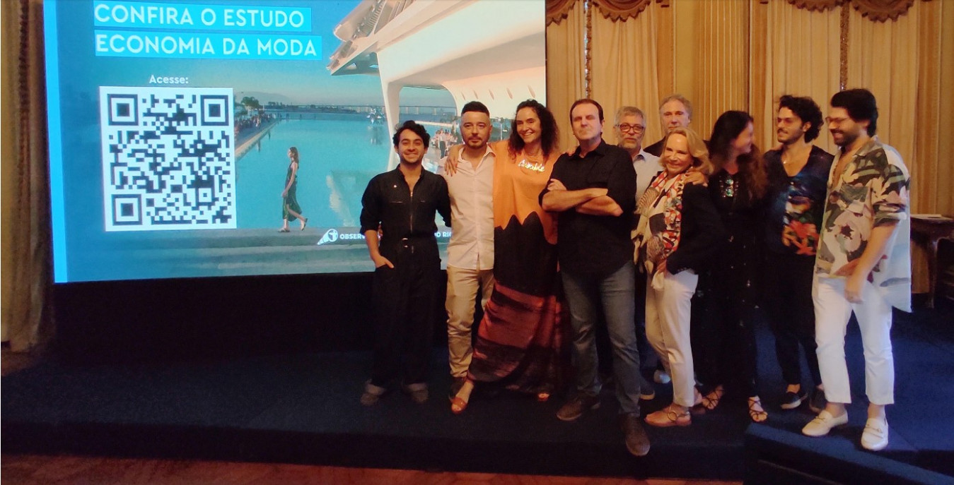 Macaque in the trees