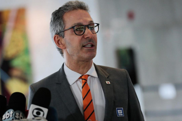 Zema defende trabalho infantil no 1º de Maio e culpa esquerda por proteção a crianças
