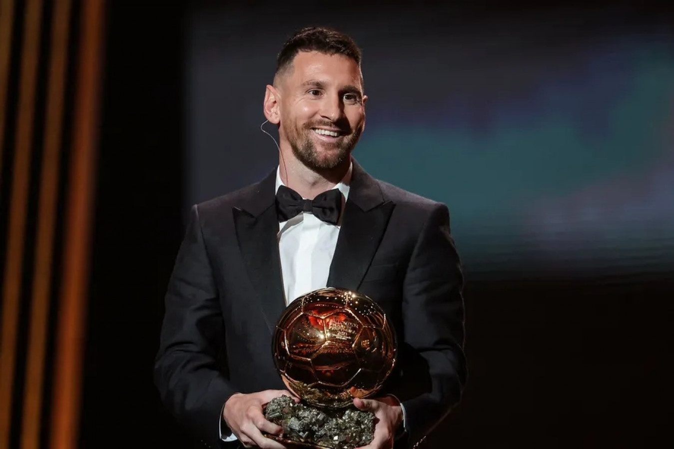 Lionel Messi faz 36 anos: veja números de jogos, títulos, gols,  assistências e prêmios