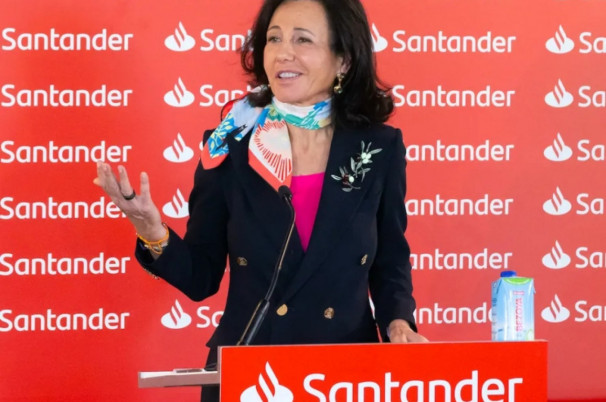 Santander Brasil volvió a perder ante España