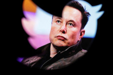 [Elon Musk] No olho do furac&atilde;o