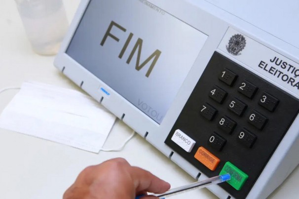 Partidos abrem convenções para definir candidatos e alianças visando eleições 2026