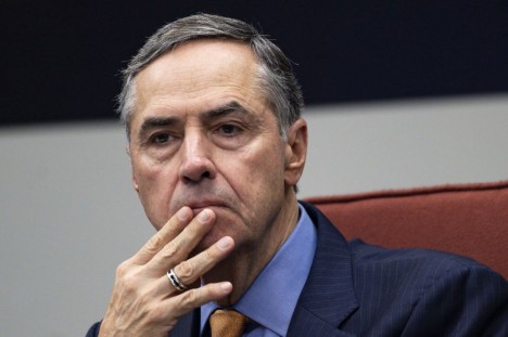 Ministro Lu&iacute;s Roberto Barroso