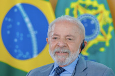 Lula tem sido vitorioso no duelo com Donald Trump sobre tarifas, pelo menos na atua&ccedil;&atilde;o pol&iacute;tica e na opini&atilde;o p&uacute;blica