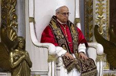 Prevost poderá receber no Vaticano próxima rodada de negociações sobre guerra na Ucrânia