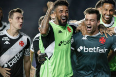 Vasco viveu um misto de emo&ccedil;&otilde;es nos 90 minutos de bola rolando