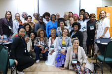 Encontro de mulheres negras na ONG Criola