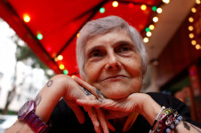 Yone Lindgren, 69 anos, ativista l&eacute;sbica e fot&oacute;grafa