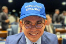 O senador Randolfe Rodrigues