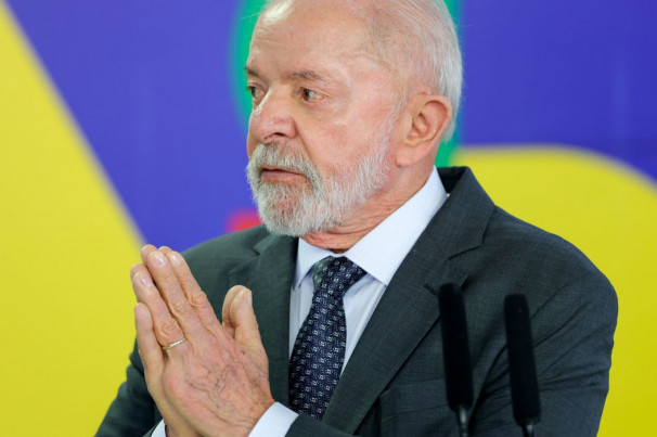 Genoino alerta para a grande aliança que ameaça Lula