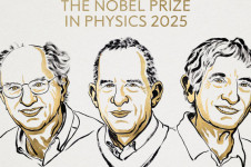 O Prêmio Nobel de Física de 2025 foi concedido a Michel H. Devoret, da França (centro), John M. Martinis (à direita), dos Estados Unidos, e John Clarke (à esquerda), da Grã-Bretanha, em 7 de outubro de 2025.

