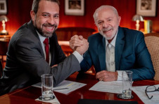 Lula e Boulos em foto publicada na rede social 'X'