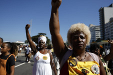 Marcha das Mulheres Negras, em Copacabana, mobiliza&ccedil;&atilde;o contra o racismo, por justi&ccedil;a e bem viver