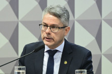 Senador Alessandro Vieira