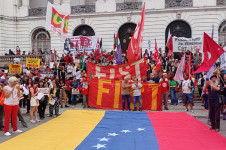 Manifesta&ccedil;&atilde;o foi em frente &agrave; C&acirc;mara dos Vereadores