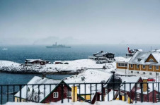  Vista da costa de Nuuk, principal centro habitado da Groenl&acirc;ndia