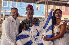 Pai Pote com o casal de mestre sala Claudinho e porta bandeira Selminha Sorriso da Escola de samba Beija-Flor