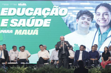Presidente Lula participa da assinatura para in&iacute;cio de obras da Policl&iacute;nica e aquisi&ccedil;&atilde;o do pr&eacute;dio do Instituto Federal
