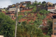 Juiz de Fora: Encostas na cidade derreteram