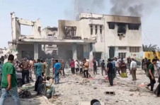  Escola atingida em meio a bombardeios de Israel e EUA contra Ir&atilde;