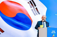 Lula foi &agrave; Coreia do Sul na semana p&oacute;s-homenagem no Carnaval 