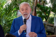 Lula em pronunciamento na TV  pelo Dia Internacional da Mulher