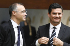 Andr&eacute; Mendon&ccedil;a e S&eacute;rgio Moro
