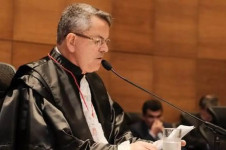 Desembargador Claudio de Mello Tavares